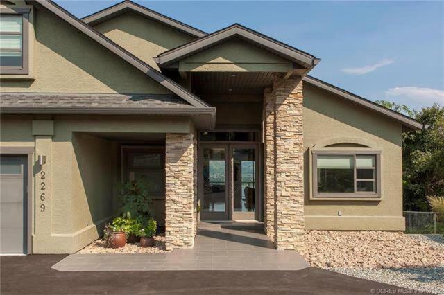 Lake And Bridge View Vacation Home West Kelowna Exterior foto